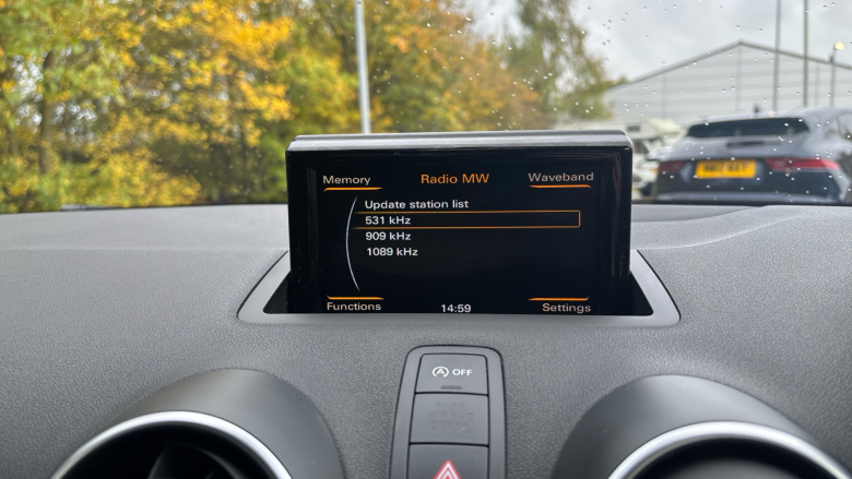 Audi A1 1.0 TFSI SE 3dr Petrol Hatchback